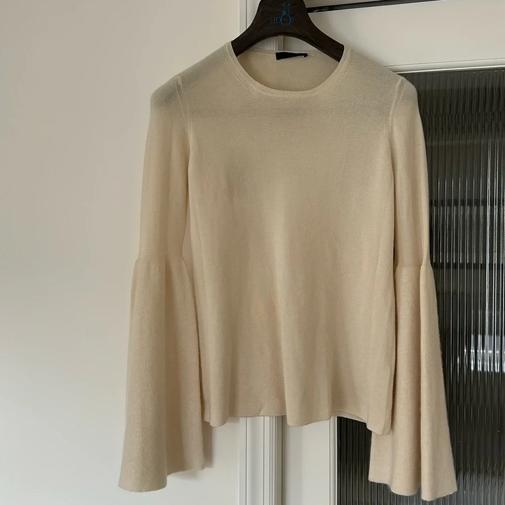 The Row Darcy Silk Cashmere Cream Sweater M - Picture 2 of 8